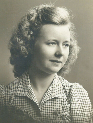 Bernardine DE KEYSER