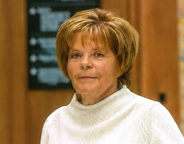 Mia PARMENTIER